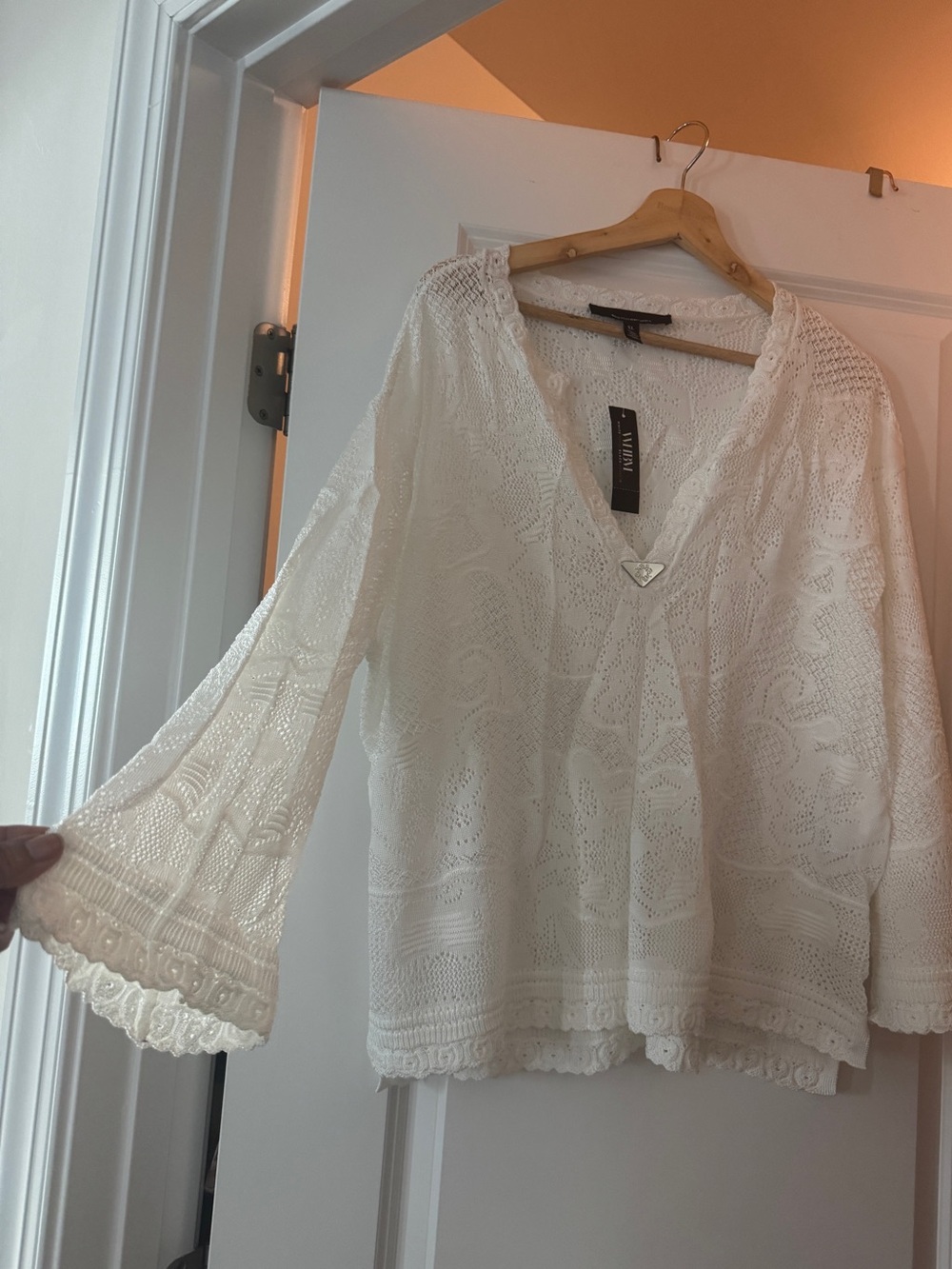 White House Black Market Cream V-Neck Lace Knit Sweater